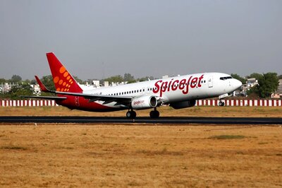 SpiceJet Aircraft Makes Emergency Landing Due to Low Cabin Pressure