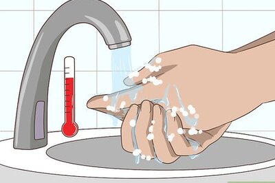 How to Clean Contact Lenses