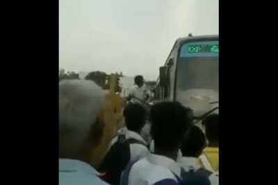 Luxury Car Owner Brutally Attacks Bus in Scuffle Over Overtaking in Tamil Nadu