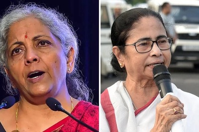 'It's Unfortunate': PIB Fact-Checks Mamata's 'Mic Shut' Claim, Sitharaman Lashes Out At Her Amid NITI Meet Row
