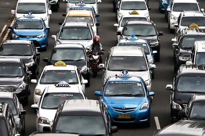 China to Ban Petrol and Diesel Cars To Curb Pollution and Restrict Traffic Congestion