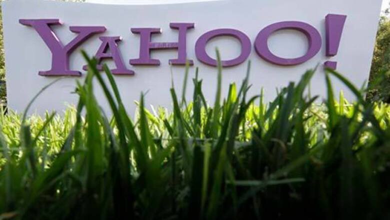Yahoo announces auction of 'premium' domain names