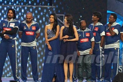 Munirathna Naidu to reward Karnatka team