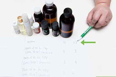 How to Make a Dilution Using Essential Oils and a Base Material