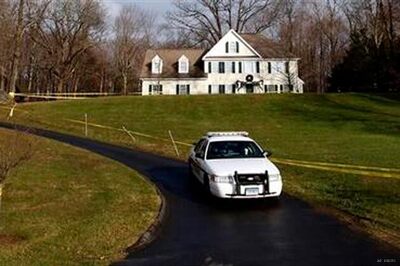 US: Newtown gunman had access to huge weapons cache
