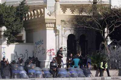 Egypt govt apologises after video of naked protester aired