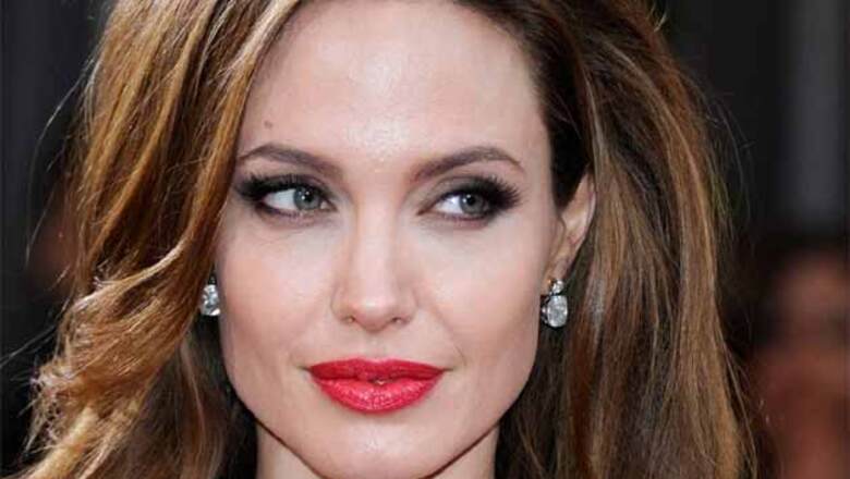 Angelina Jolie's topless photo to be auctioned