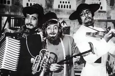 When Vinod Khanna Convinced Manmohan Desai To Cast This Actress Opposite Him