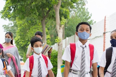 Manish Sisodia Takes Stock of Online Teaching Process in Govt Schools