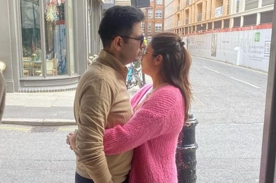 Parineeti Chopra's Birthday Wish Pic For Raghav Chadha Inspires Memes on Social Media