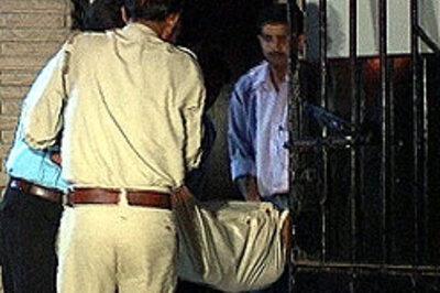 TV news reporter commits suicide