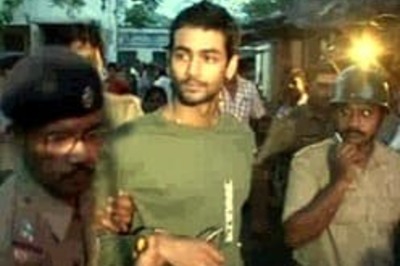 HC defers Shayan Munshi hearing