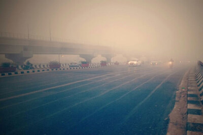 Dense Fog Cover Shrouds Delhi, NCR; Flight Operations Affected