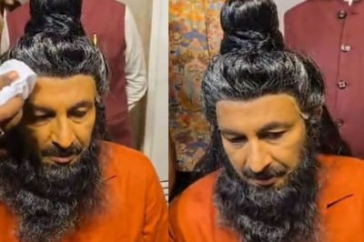 Manoj Tiwari Impresses As Parshuram In Delhi’s Grand Luv Kush Ramlila Play