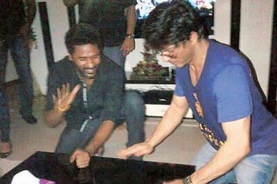 Shah Rukh Khan parties with Prabhu Deva and more