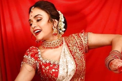 Amruta Khanvilkar Sets Stage on Fire With her Moves in Jhalak Dikhhla Jaa 10