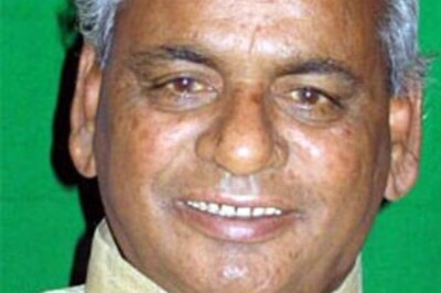 Kalyan Singh meets SP chief Mulayam Singh Yadav