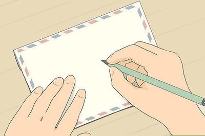 How to Address Graduation Announcements