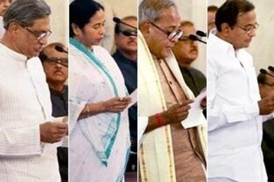 It's official: Krishna gets MEA, Pranab new FM