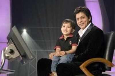 A joke on KBC lands SRK in a mess