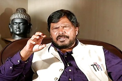 Ramdas Athawale meets Amit Shah and Arun Jaitely; Law Ministry Studying Supreme Court verdict
