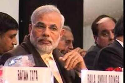 Modi summoned for Guj riots, Cong wants him to go