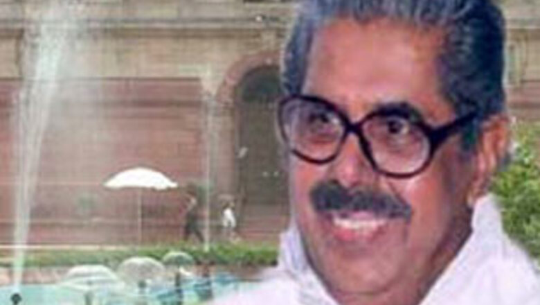 Vayalar Ravi hospitalised in Liberia after accident