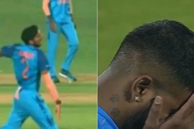 IND vs SL: Hardik Pandya Hides His Face as Arshdeep's No Ball Denies Dismissal of Dasun Shanaka - WATCH