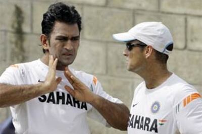 Dhoni wins India a thriller | Score | Pics