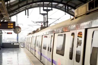 Delhi Metro Installs Bi-Directional Signage At 41 Railway Stations, Here's How It Will Help Commuters
