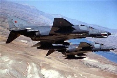 Fighter jets escort small plane out of Washington