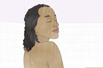 How to Dress for Cheerleading Tryouts