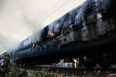 AP: Crackers caused Nellore train fire