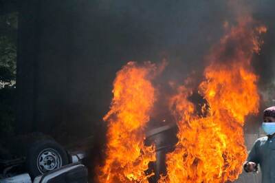 32 Years, 3 Wars, 5 Martial Laws, 4 Dictators & 3 Constitutions: Why Pak is a Directionless Country