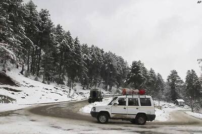 Cold tightens its grip over North India
