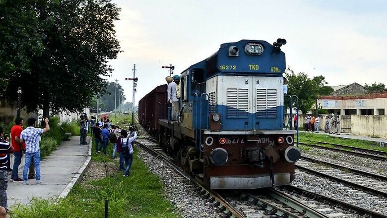 Mumbai-bound Nandigram Express Halts for Over Four Hours After Engine Catches Fire