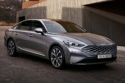 Kia K8 Unveiled Globally as Brand’s New Flagship Sedan, Sports New Design Language and Logo