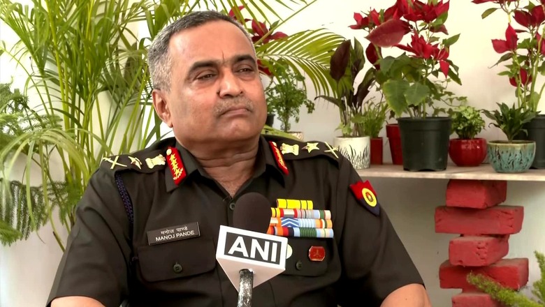 Army Chief Gen Pande Begins 3-day Visit to Ladakh Region; Reviews Security Scenario Along LAC