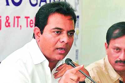 Congress a 'Sinking Ship’, Bound to Lose Telangana's Huzurnagar Assembly, Says KTR