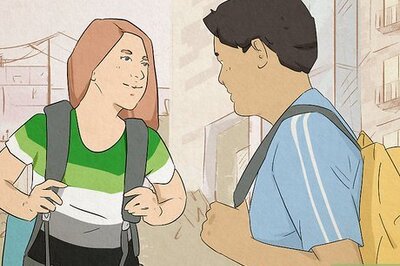 Can an Aromantic Be in a Relationship? What it Means to Be Aromantic