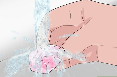 How to Manifest Love with Rose Quartz