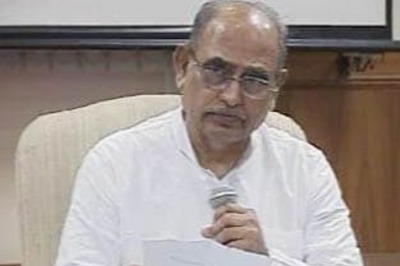 Advani assured BJP will emerge stronger: RSS leader