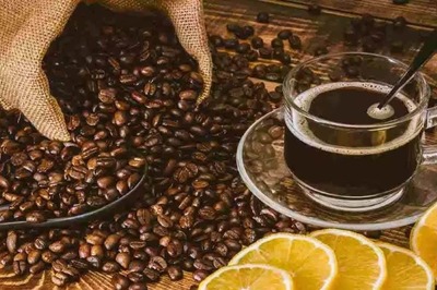 Experts Recommend Adding Lemon Juice To Coffee For Weight Loss