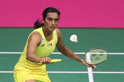 Amitabh Bachchan, Hema Malini and Other Bollywood Celebrities Hail PV Sindhu