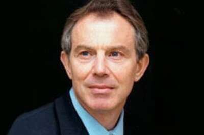 Pressure grows on Tony Blair to quit