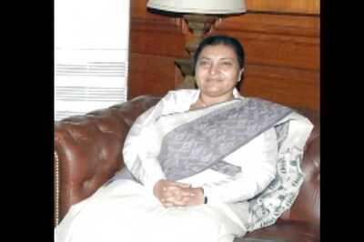 Indian envoy calls on Nepal President, discusses bilateral ties