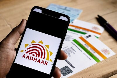 Booking more than 6 Indian Railways Tickets? Here's Step-by-step Guide to Link Aadhaar with IRCTC Account