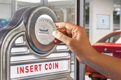 Carvana Opens Eight-Storey 'Car Vending Machine' in Houston