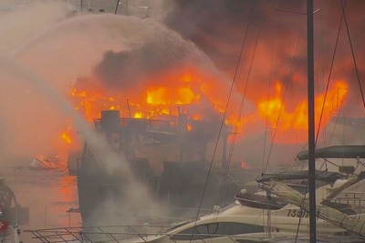 Ten Cabin Cruisers Sink in Hong Kong Marina Fire, No Serious Casualties