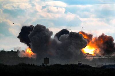 Two Police Vehicles Set Ablaze in Protest after Attempt to Defuse Firecrackers Causes Blast in Bengal